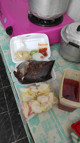 Opinii despre Warung Rawon Gule Sop (RGS) în Kota Depok - Gastronomi dan perhotelan