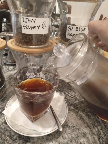 Kopi Equator Coffee - Gastronomi dan perhotelan