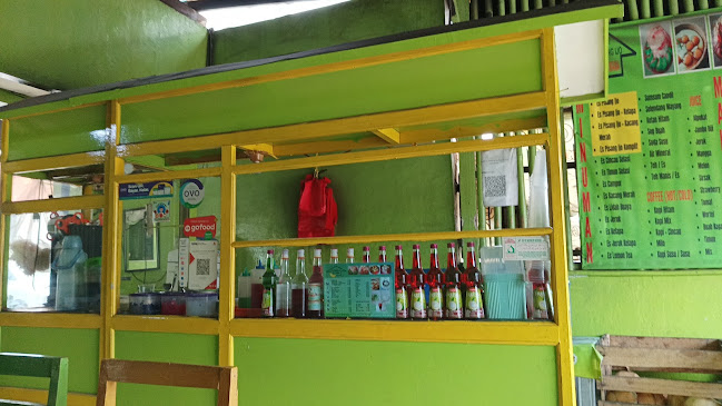 Es Pisang Ijo Ala Mama