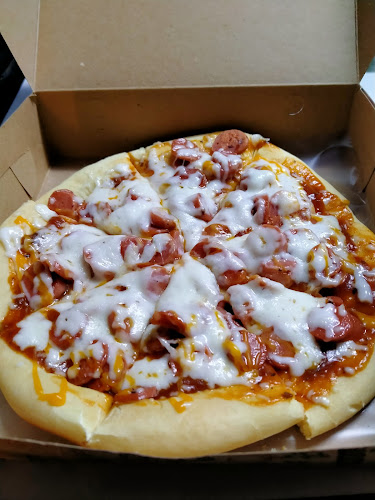 Pizza, kebab, burger, roti bakar, bang jep - Gastronomi dan perhotelan