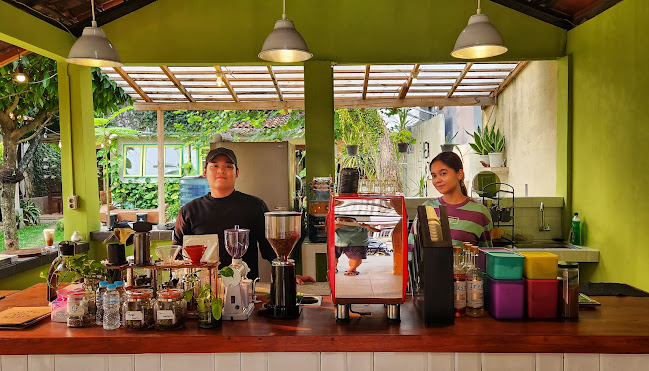 Komplek Pajak, Jl. Pajak Raya No.12, RT.007/RW.003, Cipadu, Pondok Aren, South Tangerang City, Banten 15155