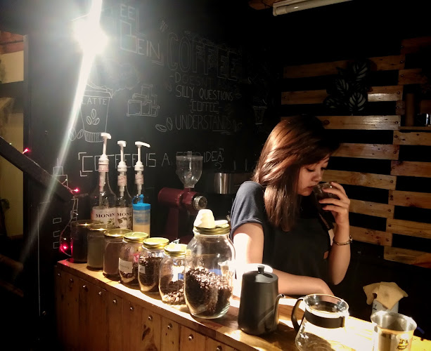 Mada Coffee - Gastronomi dan perhotelan