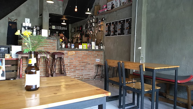 Brainssuck Coffee & Donuts - Gastronomi dan perhotelan