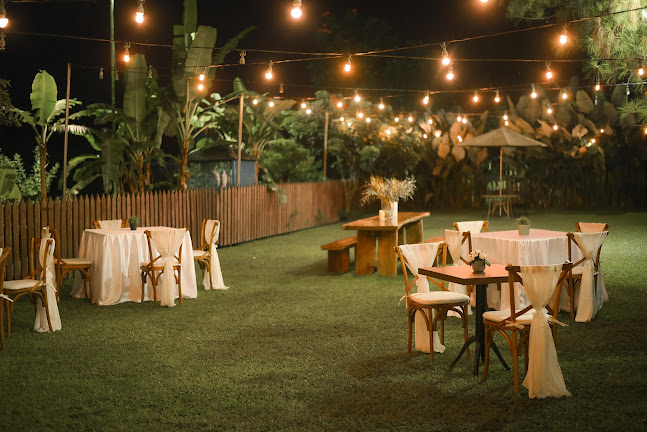 Mein Garden Cafe - Gastronomi dan perhotelan