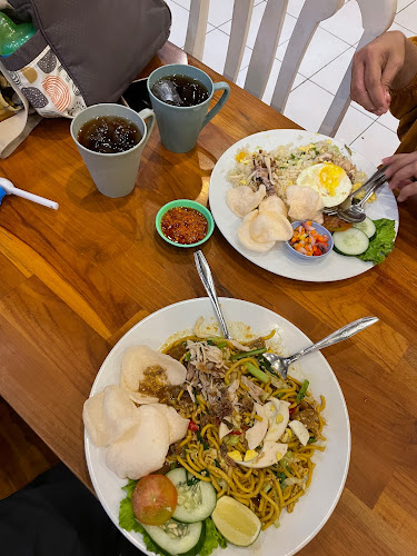 Comentarii opinii despre Lokarasa Makassar