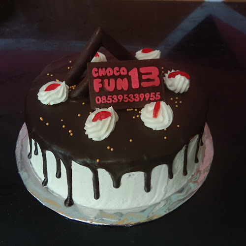 Comentarii opinii despre CHOCOFUN13 BORONG (Kue Ultah)
