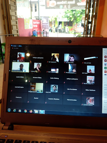 Comentarii opinii despre Ayam Geprek Remajaku