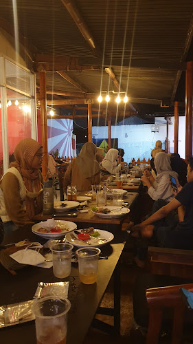 Comentarii opinii despre Cafe Garage55