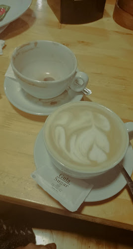 Comentarii opinii despre Dhapu Ava Koffie Sudirman