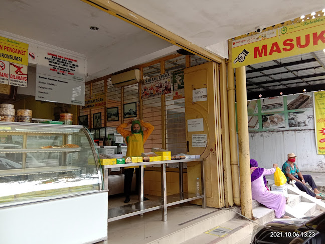 Comentarii opinii despre Bika Ambon Zulaikha 03