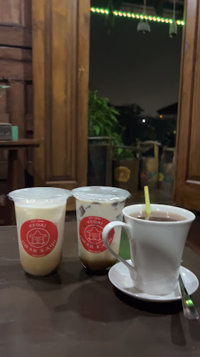 Opinii despre Kedai Omah Kayu în Kota Batu - Gastronomi dan perhotelan