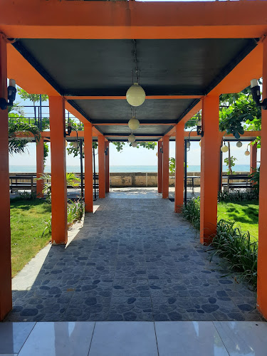 X2 Family Karaoke and Resto - Gastronomi dan perhotelan