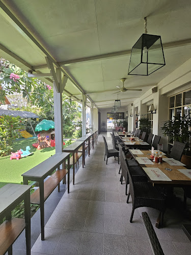 Jl. Raya Kupang Indah No.1, Dukuh Kupang, Kec. Dukuhpakis, Surabaya, Jawa Timur 60189