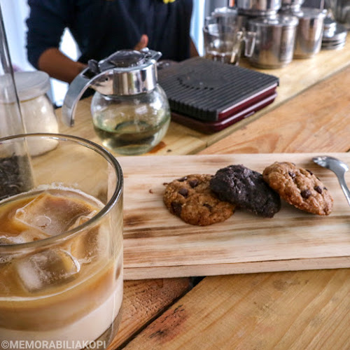 Jl. Dago Asri 1 No.C-21, Dago, Kecamatan Coblong, Kota Bandung, Jawa Barat 40135