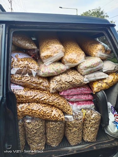 Opinii despre TOKO SASA SNACK în Kota Probolinggo - Gastronomi dan perhotelan