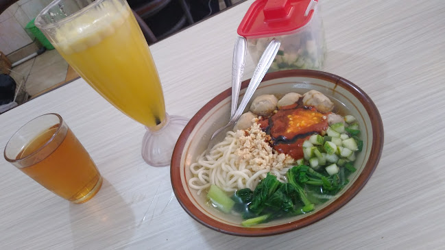 Comentarii opinii despre Mie Baso Sari Rasa Hz