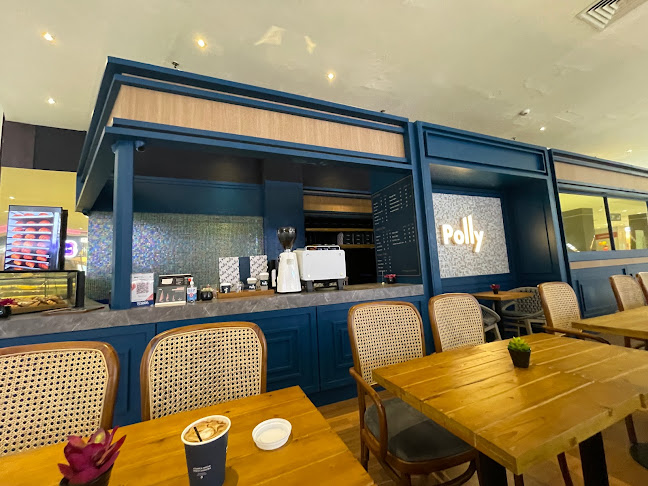 Polly Cafe