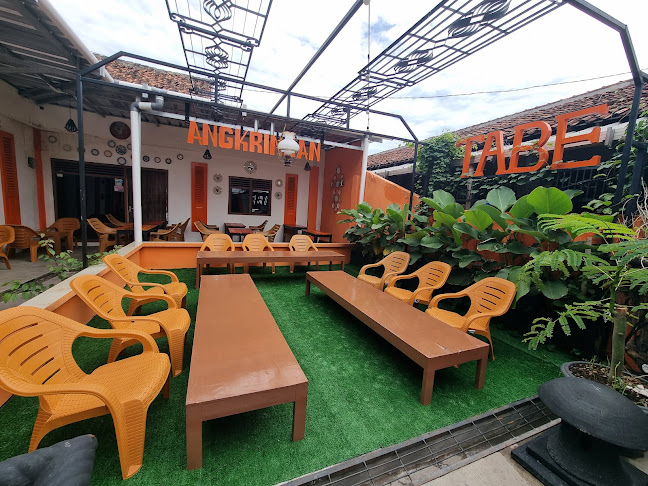 Jl. Teuku Umar No.43, Surabaya, Kec. Kedaton, Kota Bandar Lampung, Lampung 35123