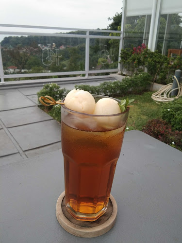 Comentarii opinii despre Over Horizon Resto