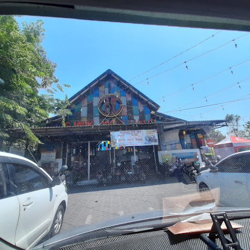 Comentarii opinii despre Sentra Wisata Kuliner Wiyung