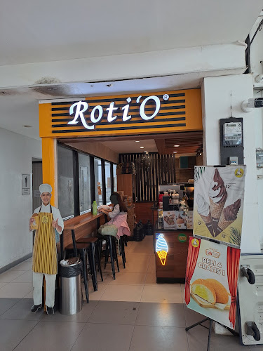 Opinii despre Roti O Stasiun Cisauk în Kabupaten Tangerang - Gastronomi dan perhotelan