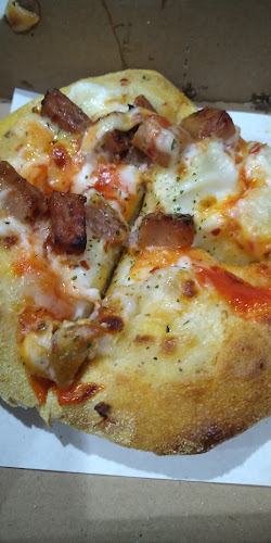 Domino's Pizza - Citayam - Gastronomi dan perhotelan