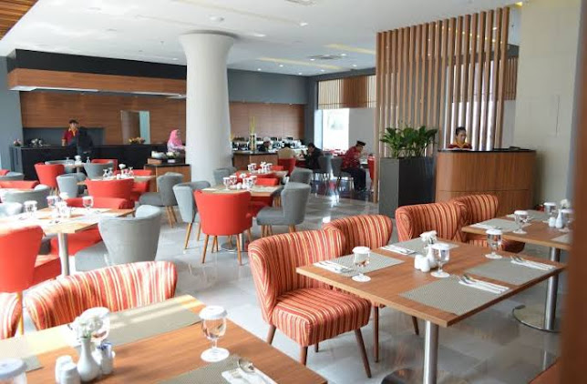 Jl. Marsekal Suryadarma No.1, RT.006/RW.002, Karang Sari, Kec. Neglasari, Kota Tangerang, Banten 15121