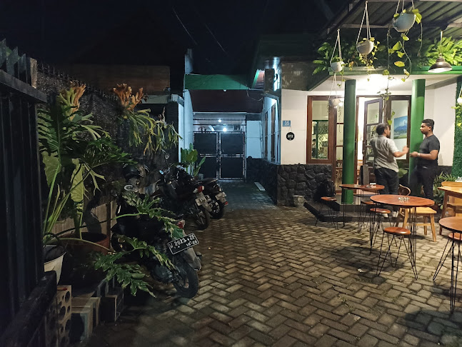 Tak Kunjung Padam Coffee House Surabaya - Gastronomi dan perhotelan