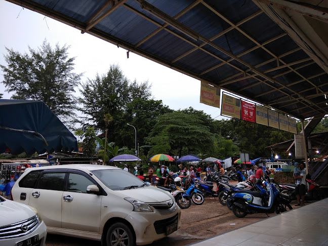 Opinii despre Pasar Sayur Legenda Malaka în Kota Batam - Gastronomi dan perhotelan