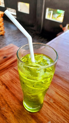 Opinii despre Kedai UTAMI & Ayam Geprek ABAH în Kab. Tasikmalaya - Gastronomi dan perhotelan