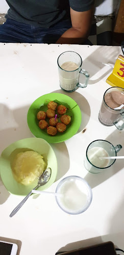 Sumur Si Doel - Gastronomi dan perhotelan