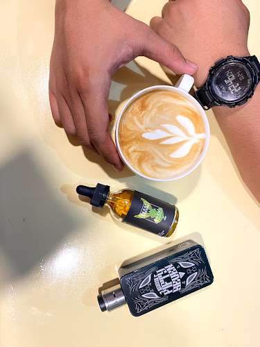 Opinii despre DW's Vape n' Coffee în Kota Palangka Raya - Gastronomi dan perhotelan