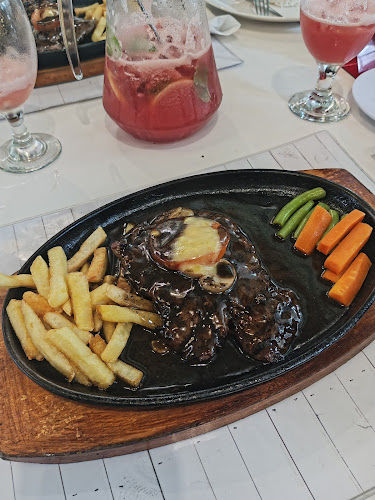 Opinii despre Boncafe Steak & Ice Cream în Kota Samarinda - Gastronomi dan perhotelan