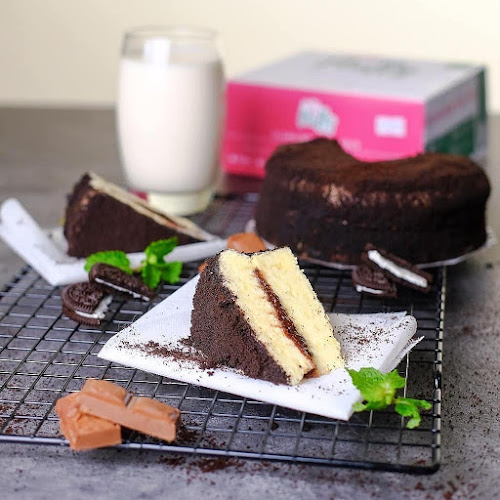 Jl. Ronggowarsito No.145, Timuran, Kec. Banjarsari, Kota Surakarta, Jawa Tengah 57131