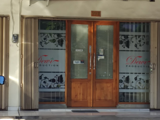 Comentarii opinii despre Dewi Production