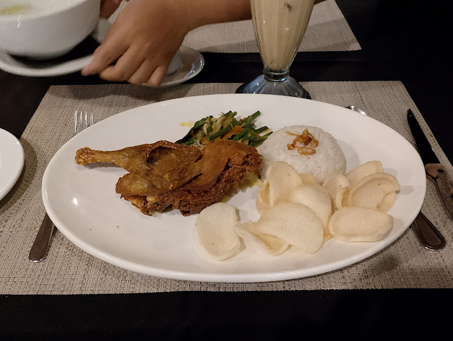 Monalisa Cafe - Kota Denpasar