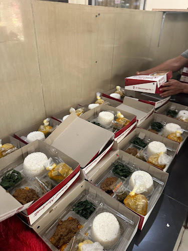 Jl. Tebaununggu No.1, Korumba, Kec. Mandonga, Kota Kendari, Sulawesi Tenggara 93111