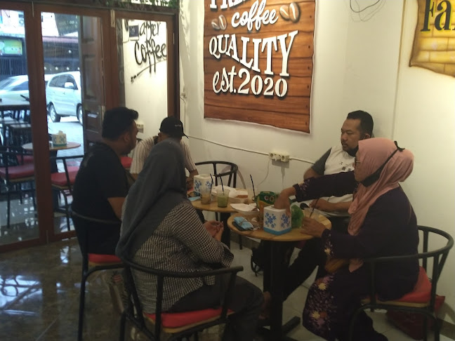 Opinii despre KOPA KOPI MEDAN în Kota Medan - Gastronomi dan perhotelan