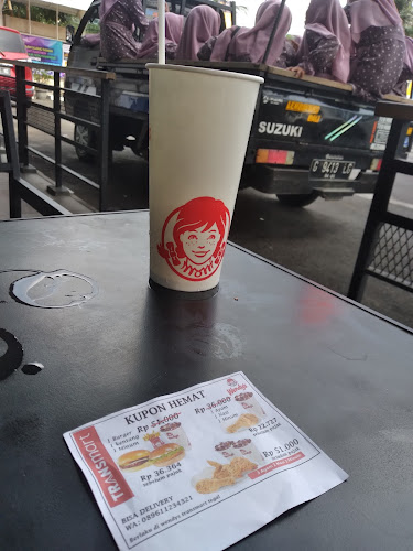 Opinii despre Wendy's Transmart Tegal în Kota Tegal - Gastronomi dan perhotelan