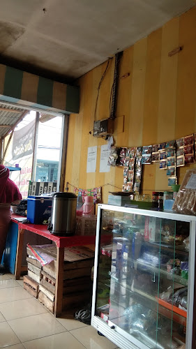 nasi uduk & lontong opor bu antie