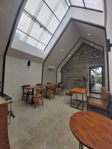 sasadakopi. Roastery & Slow Bar - Gastronomi dan perhotelan