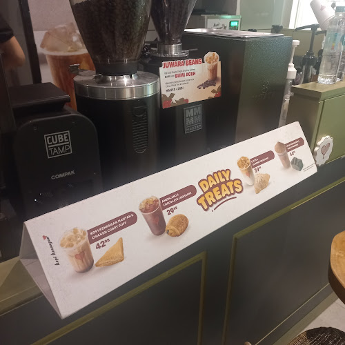 Opinii despre Kopi Kenangan - Level 21 Mall Bali în Kota Denpasar - Gastronomi dan perhotelan