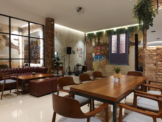 Onkel John's Coffee - Gastronomi dan perhotelan