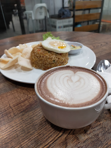 Loko Cafe - Semarang Tawang