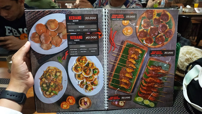 Opinii despre Ikan Bakar Tepi Laut 18 în Kota Bandung - Gastronomi dan perhotelan