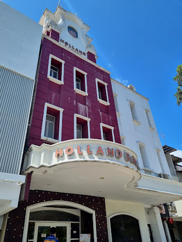 Batam bengkong Holland Bakery