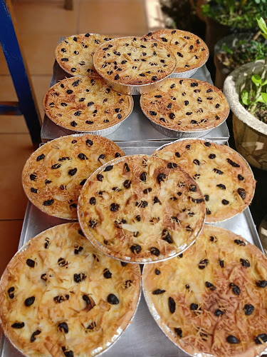 Opinii despre Klapertart Yuyun în Kota Bitung - Gastronomi dan perhotelan