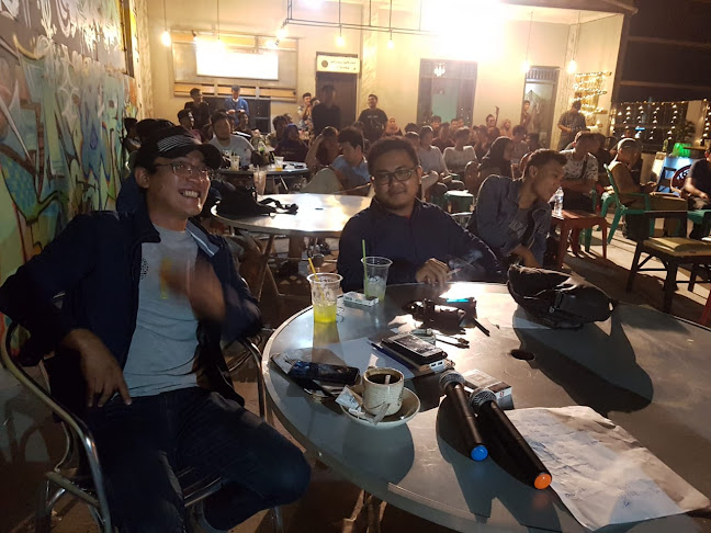 Kedai Kopi Carita - Gastronomi dan perhotelan