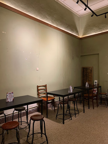 Opinii despre Djajan Kopi în Surabaya - Gastronomi dan perhotelan