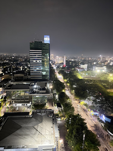 Karebosi Premier Hotel, Jl. Jend. M. Jusuf No.1 Lt. 20, Pattunuang, Wajo, Makassar City, South Sulawesi 90174